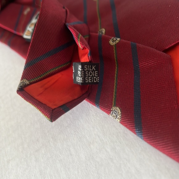 DAKS London Red & Blue Striped Silk Tie with DAKS Logo - Picture 7 of 7